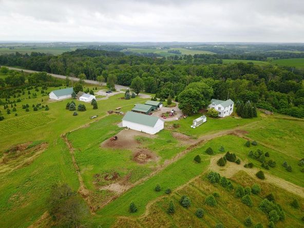 Old Log House Plantation Inc: 8656 State Route 13 NW, Somerset, OH 43783